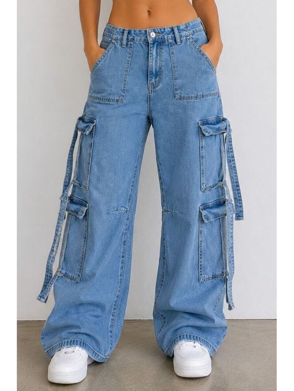 V.I.P. Jeans Y2K Wide Leg Cargo Jeans 21/22 Light Wash Blue Denim Multi Pocket